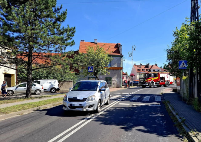 Samochód potrącił pieszego