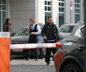 Michał Koterski z dziewczyną na spacerze