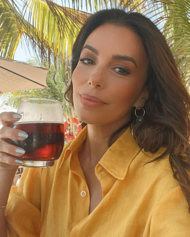  Gotowa na wakacje! Eva Longoria zachwyca na Capri
