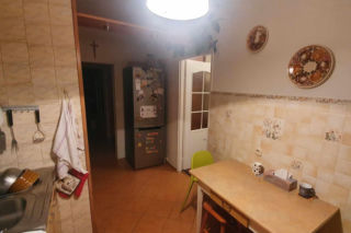 To mieszkanie z wielkiej płyty wyglądało jak żywcem z PRL. Po remoncie trudno uwierzyć, że to te same 70 m²