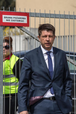 Petru ma ponad 12 mln zł w nieruchomościach. Oświadczenie majątkowe
