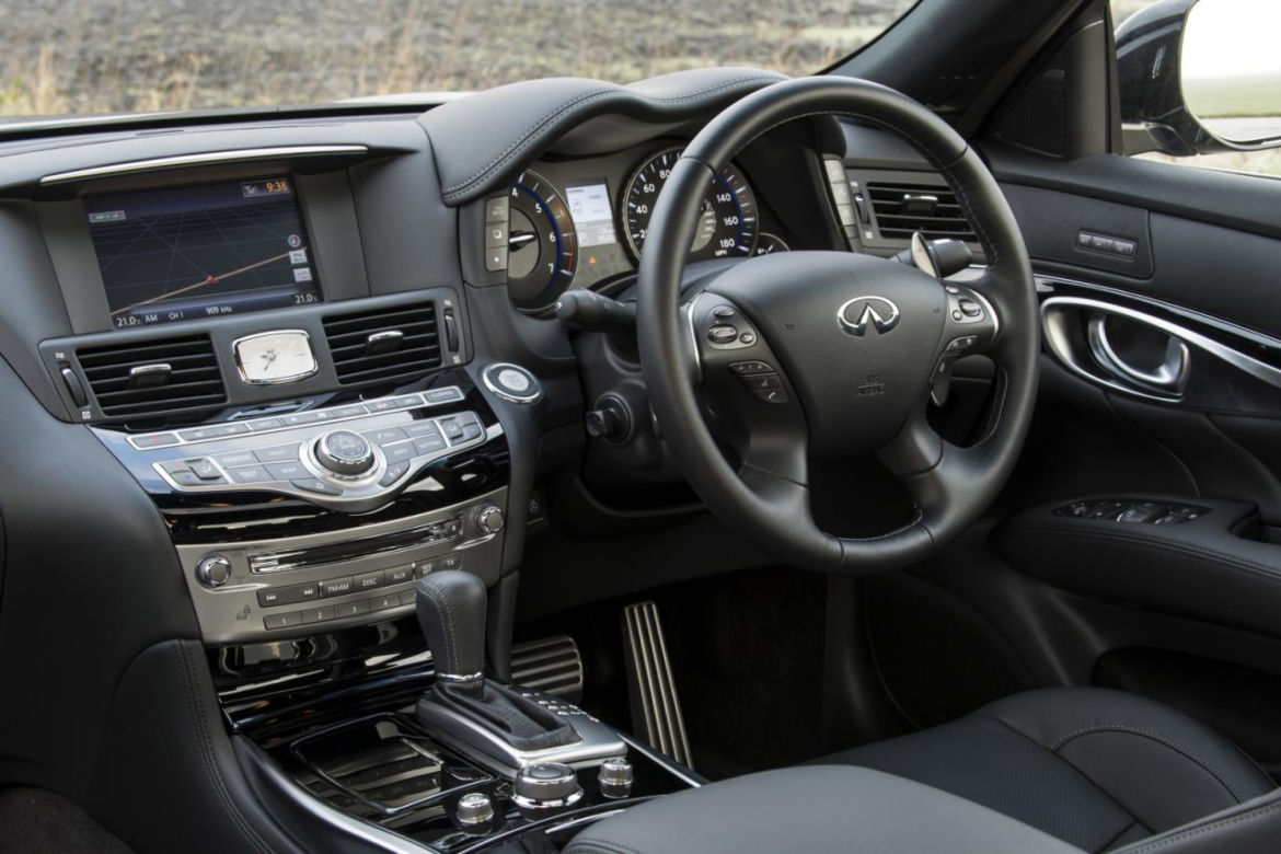 2015 Infiniti Q70