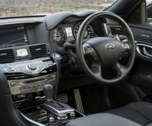 2015 Infiniti Q70