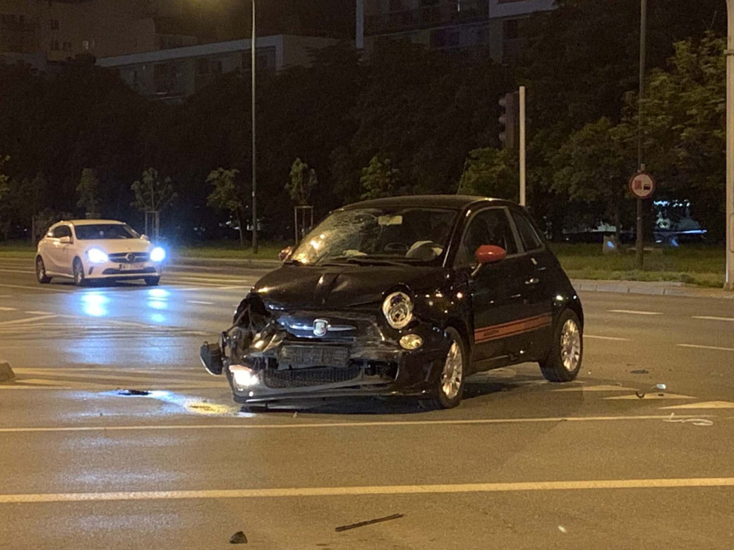 Wypadek drogowy, Warszawa, skrzyżowanie ul. Poligonowej z Ostrobramską