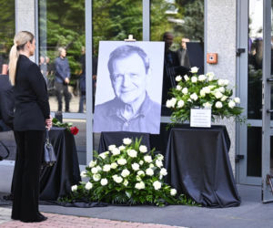Oni pamiętali o Janie Fryczu. Biało-czerwone wieńce