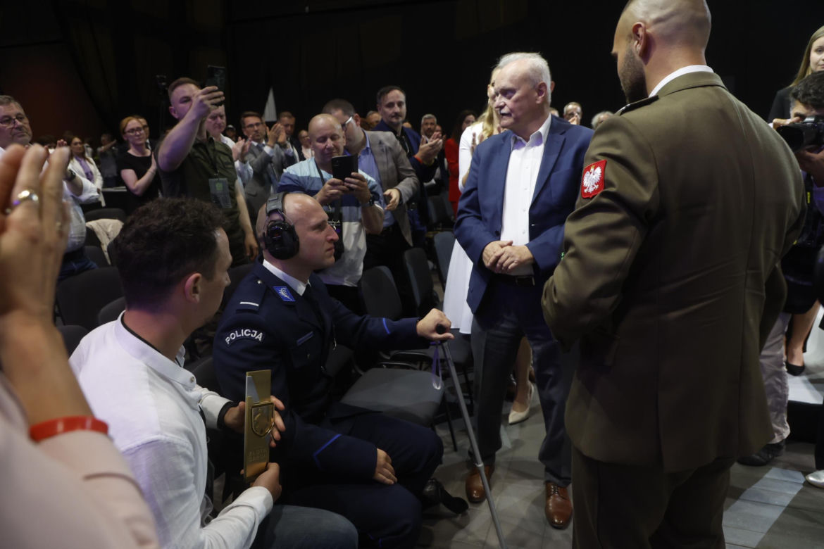 Kapral Mateusz wczoraj odebrał Złota Gardę