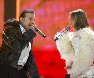 Smolasty i jego była dziewczyna razem na scenie. Fani nie gryźli się w język po ich występie