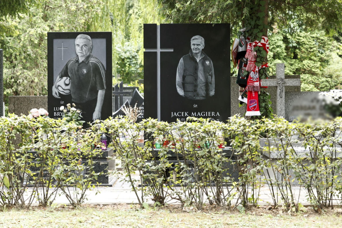 Nowy grób Jacka Magiery