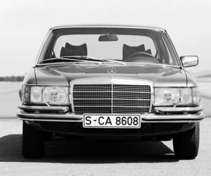 Mercedes-Benz 450 SE