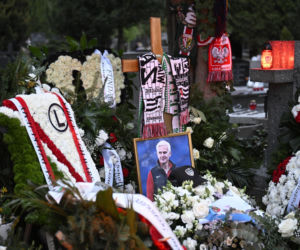 Tak wygląda grób Jacka Magiery po pogrzebie