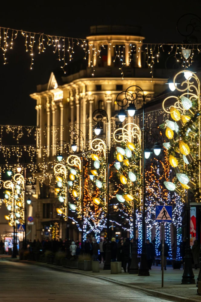 Świąteczna iluminacja 2025/2026 w Warszawie