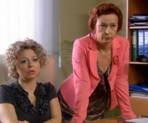 Ranczo 8 sezon. Halina (Violetta Arlak), Lodzia (Magalena Kuta)