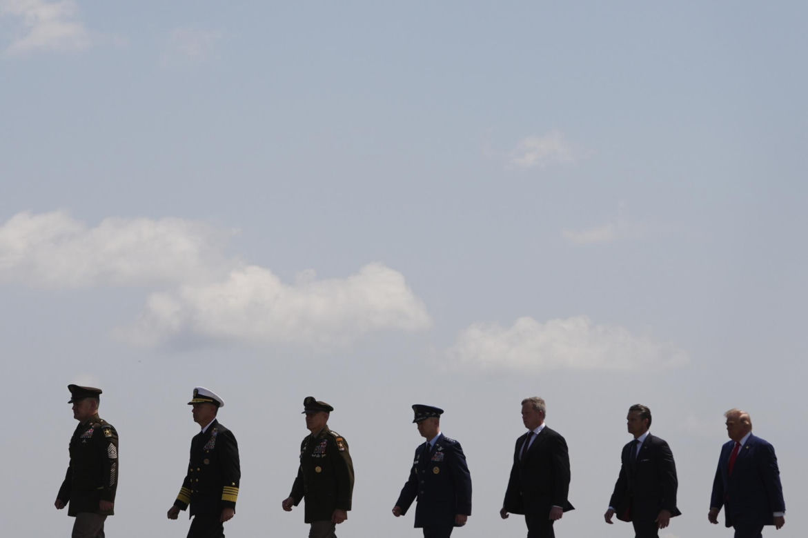 Donald Trump żegnał poległych żołnierzy. Padły poruszające słowa do ich rodzin