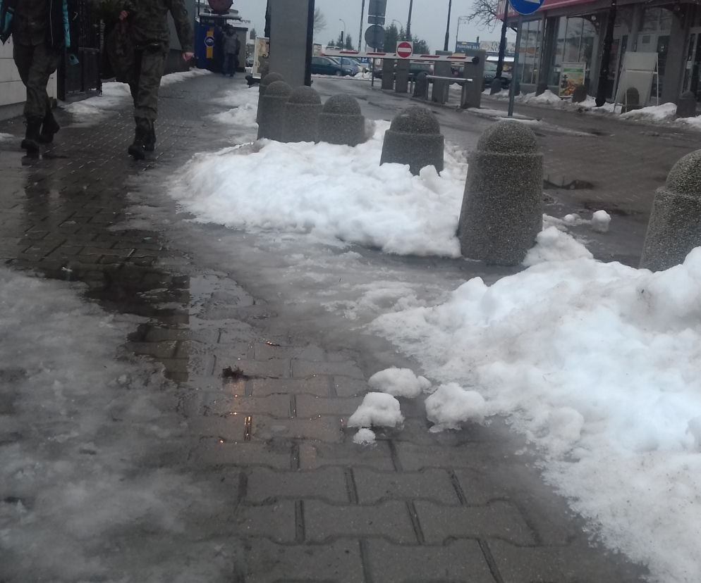 W Białymstoku jest bardzo ślisko. Portadnia ortopedyczno - urazowa przeżywa oblężenie