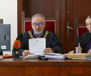 Michał jest inwalidą, bo kolega skatował go nożycami