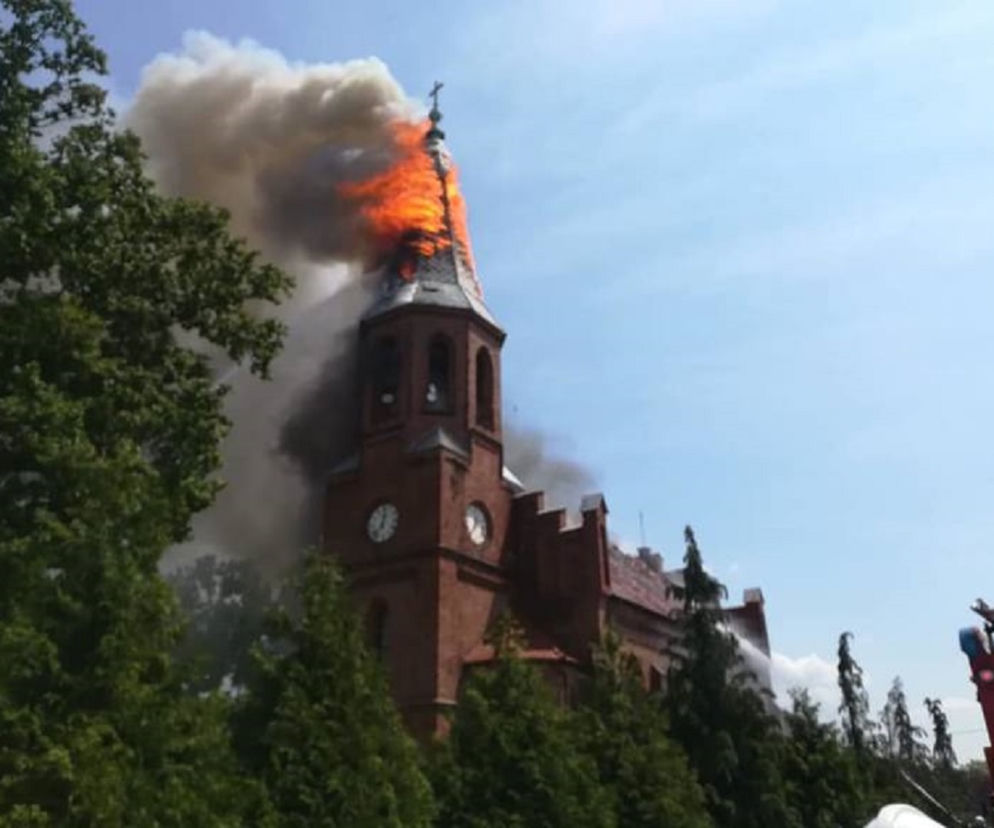 Lutol Suchy pożar kościoła 