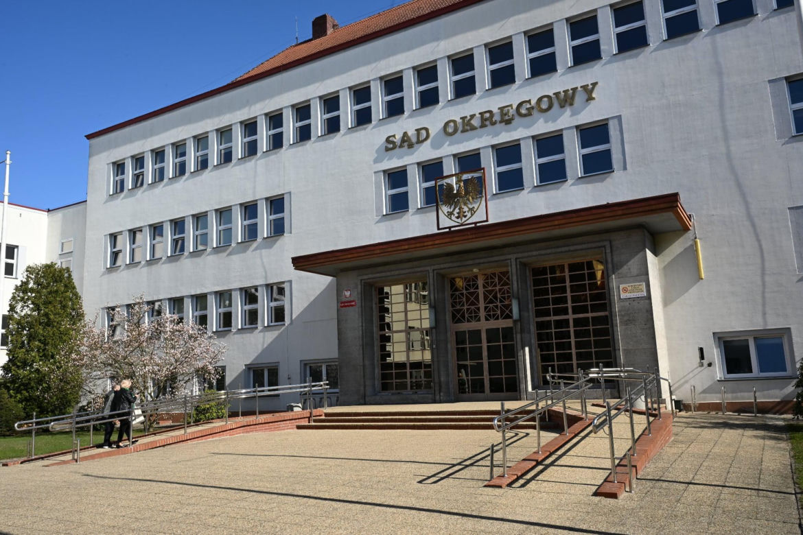 Skatował 15-letniego Kacpra, jego kolega nie reagował. Mateusz M. usłyszał wyrok