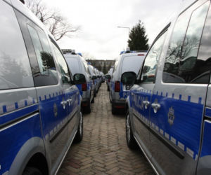Nowe kombi-vany w policji