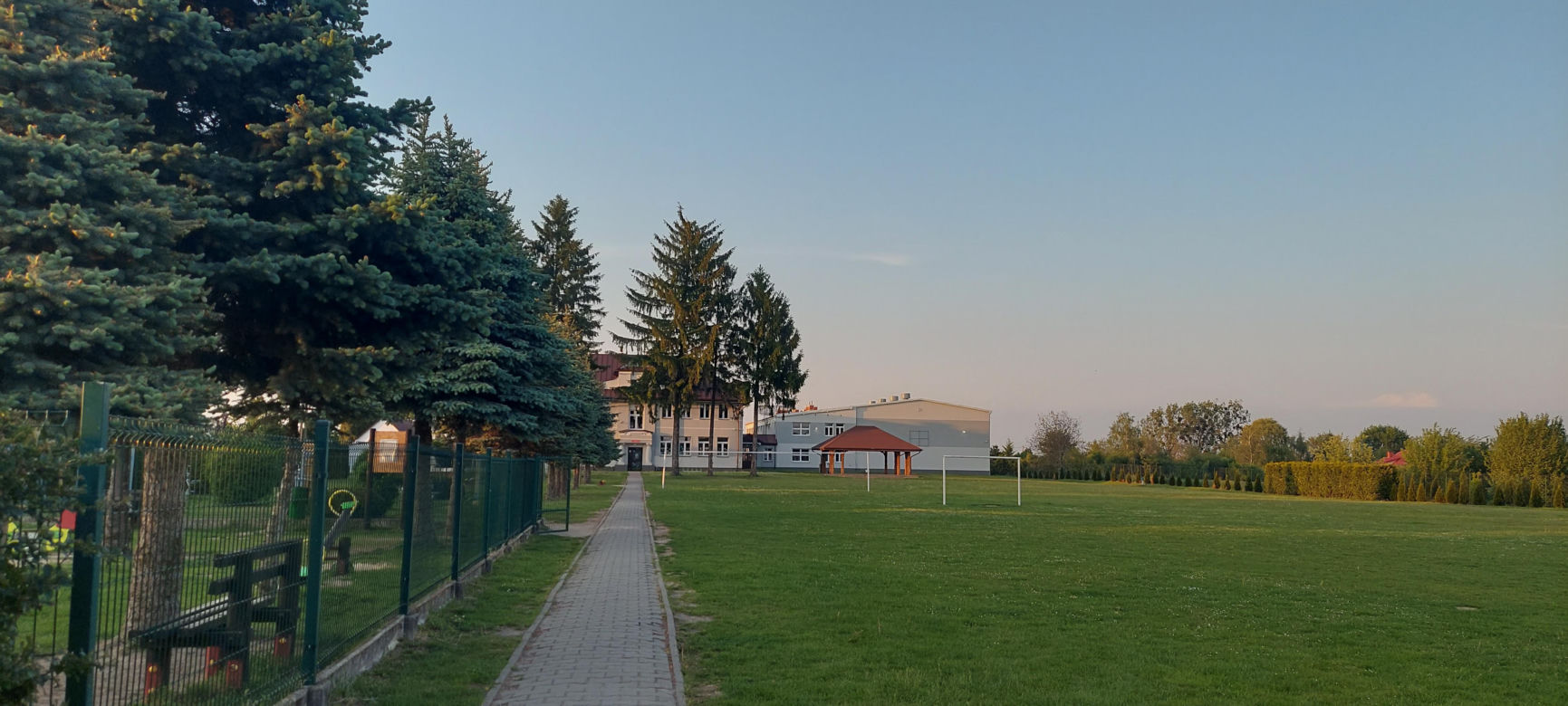 Spotkanie w sprawie budowy masztu 5 G w Płoskiem