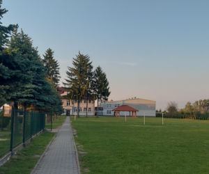 Spotkanie w sprawie budowy masztu 5 G w Płoskiem