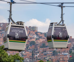 Koleje linowe nad miastami