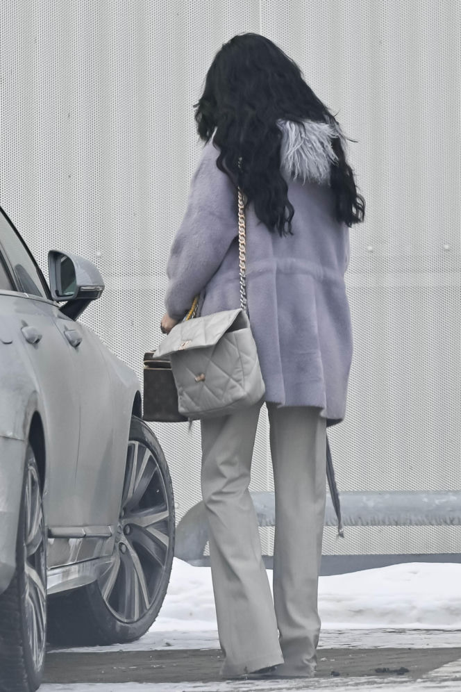 Justyna Steczkowska boso na śniegu