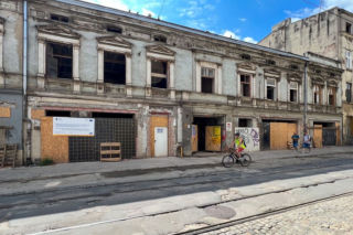 Łódź. Przy ul. Legionów 44 powstaną mieszkania komunalne. Co jeszcze?