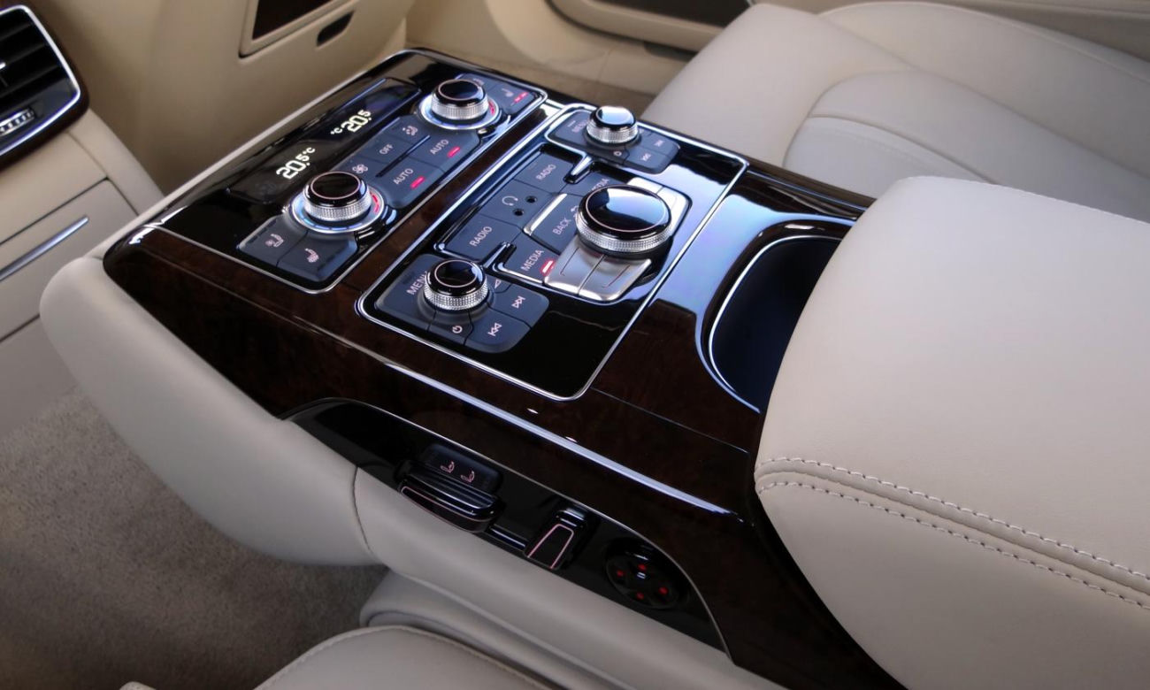 Audi A8 Lang 2013 V8 4.2 TDI 