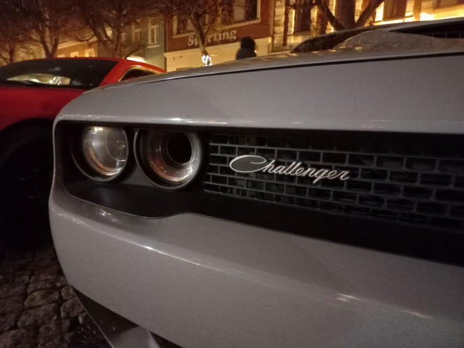 Świąteczny Zlot Amerykańskich Samochodów na Rynku w Lesznie