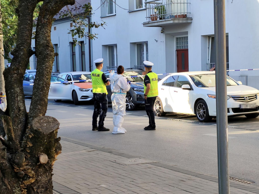 Cztery ciała w mieszkaniu! Wśród zmarłych zaledwie 8-dniowe dziecko