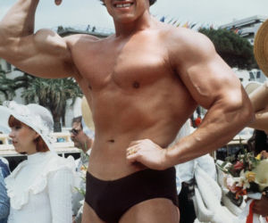 Biedroń jak Schwarzenegger