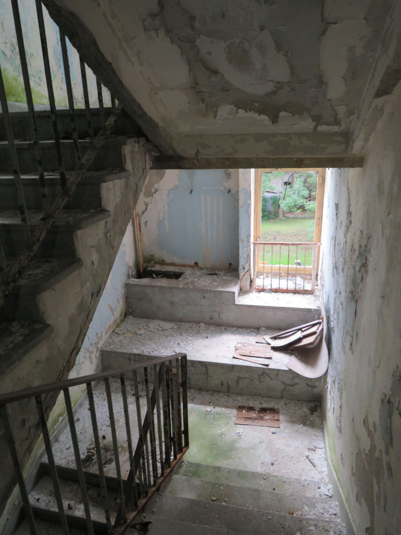 Wnętrze Szpiegowa w Warszawie