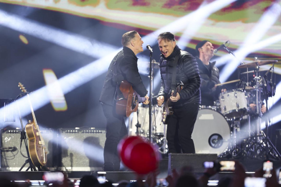 Bryan Adams podczas Sylwestra z Dwójką 2024