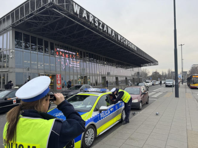 Wielka łapanka na kierowców, kilkaset kontroli. Grudniowa akcja „Bezpieczne Przewozy” w Warszawie