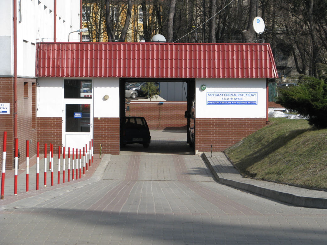 Śmierć pod szpitalem