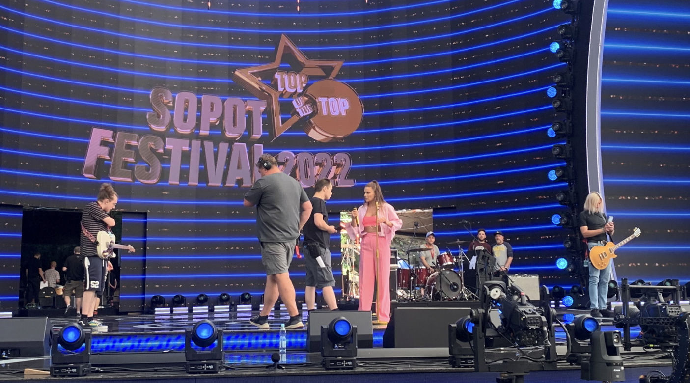 Natasza Ubrańska na próbach przed Sopot Festival 