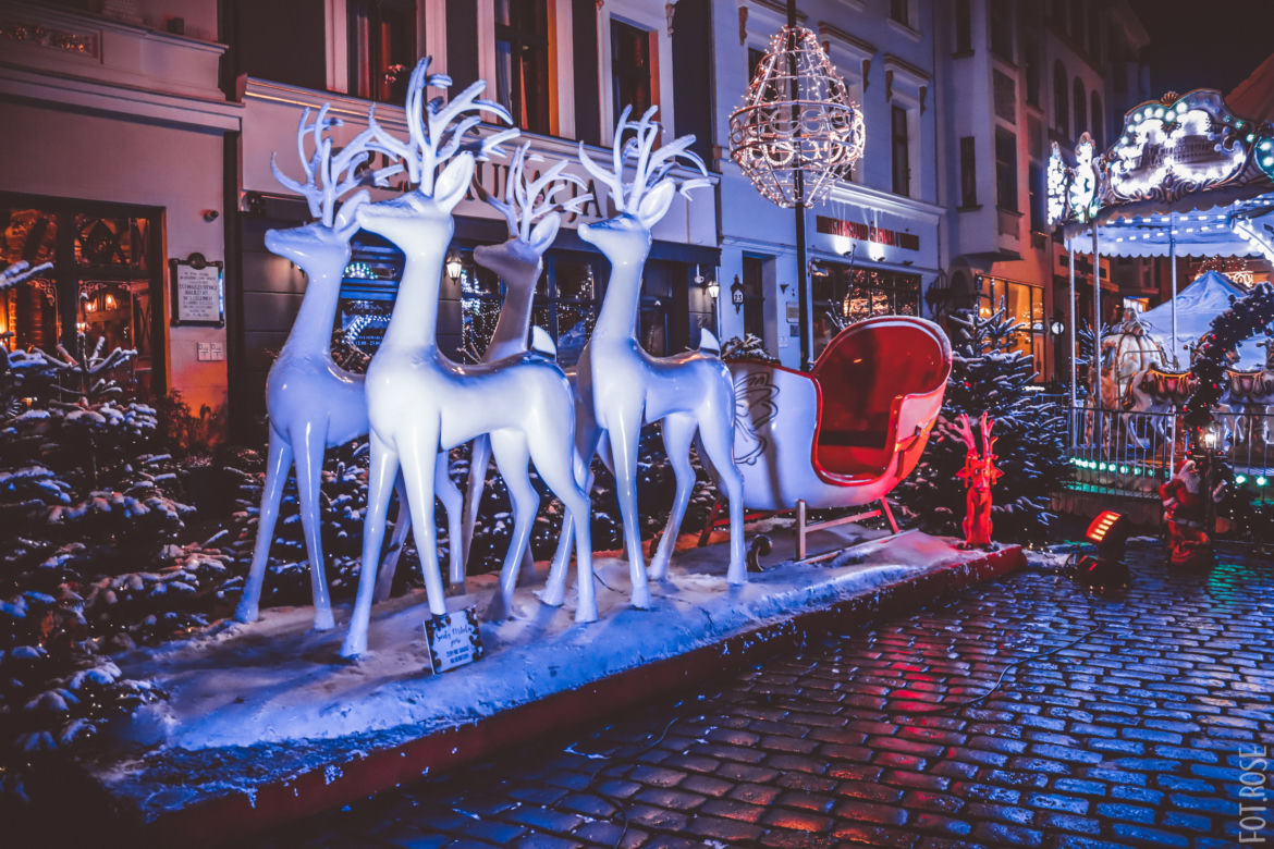 Toruń gotowy na święta Bożego Narodzenia. Cudowny klimat wypełnił starówkę