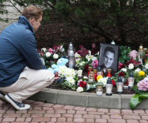 Barwy szczęścia, odcinek 3342. Hubert nie poradzi sobie po śmierci Karola? Oto jak pożegna lekarza - ZDJĘCIA