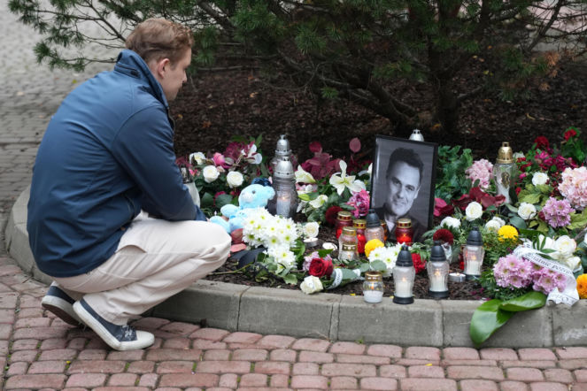 Barwy szczęścia, odcinek 3342: Hubert nie wybaczy sobie śmierci Karola? Tak upamiętni zmarłego lekarza - ZDJĘCIA