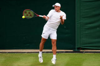 Kamil Majchrzak nie dał szans Chilijczykowi! Słodka zemsta Polaka na trawie Wimbledonu!
