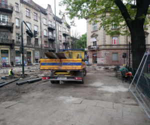 Apokalipsa na Al. Trzech Wieszczów. Rozkopane ulice, horror na drogach