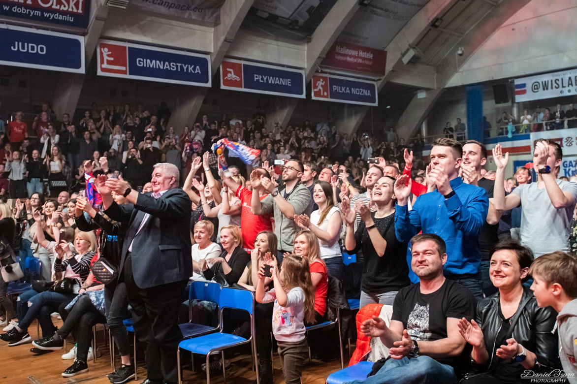 "Gwiazdy dla Białej Gwiazdy", czyli wielki koncert charytatywny w hali Wisły