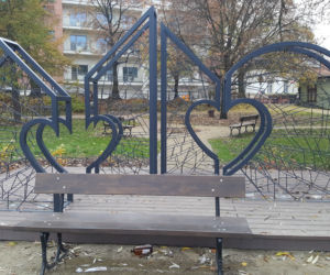 Kłódki miłości na nowej instalacji w centrum Bydgoszczy