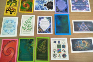 Liceum im. Mikołaja Kopernik włączyło się w akcje Kartka dla Dominika Swoje życzenia przekazują chłopcu wszyscy pracownicy szkoły 