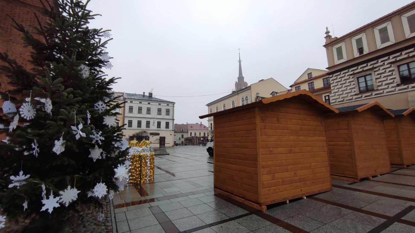 Jarmark świąteczny na Rynku w Tarnowie