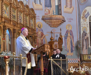  Abp Guzdek: Kiedy dzieli się Kościół, dzieli się nasza Ojczyzna i świat