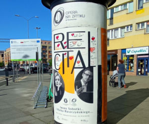 Wyznaje miłość Ewie na ulicach Szczecina. Zakochany desperat? Artysta? A może zwykły wandal?