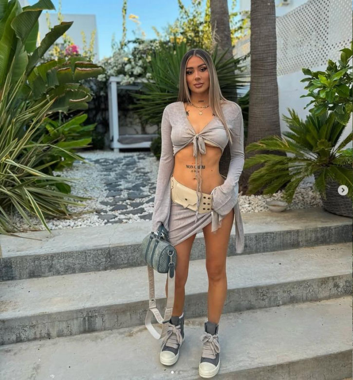Demi Sims