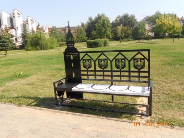 Ławka na 800-lecie Piotrkowa Trybunalskiego