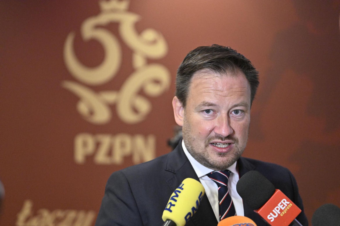 PZPN się odmłodził. Co za przemiana prezesa Kuleszy i sekretarza Wachowskiego!